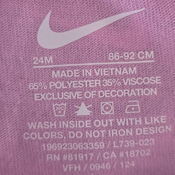 Nike Pink Top and Black Skory Set - Picture 2 of 5